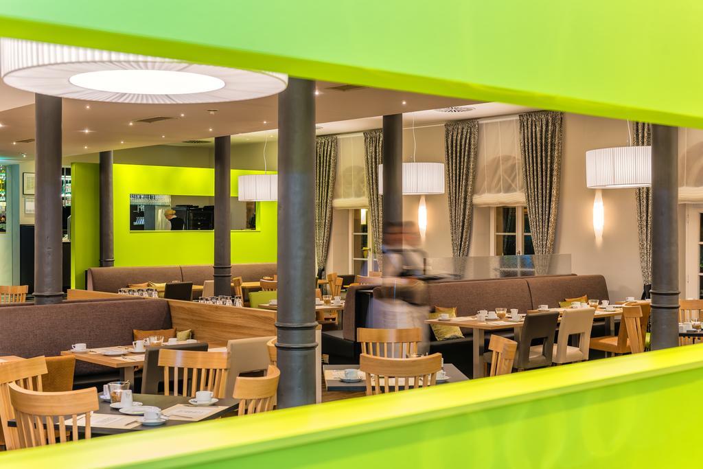 Nestor Hotel Stuttgart-Ludwigsburg Buitenkant foto
